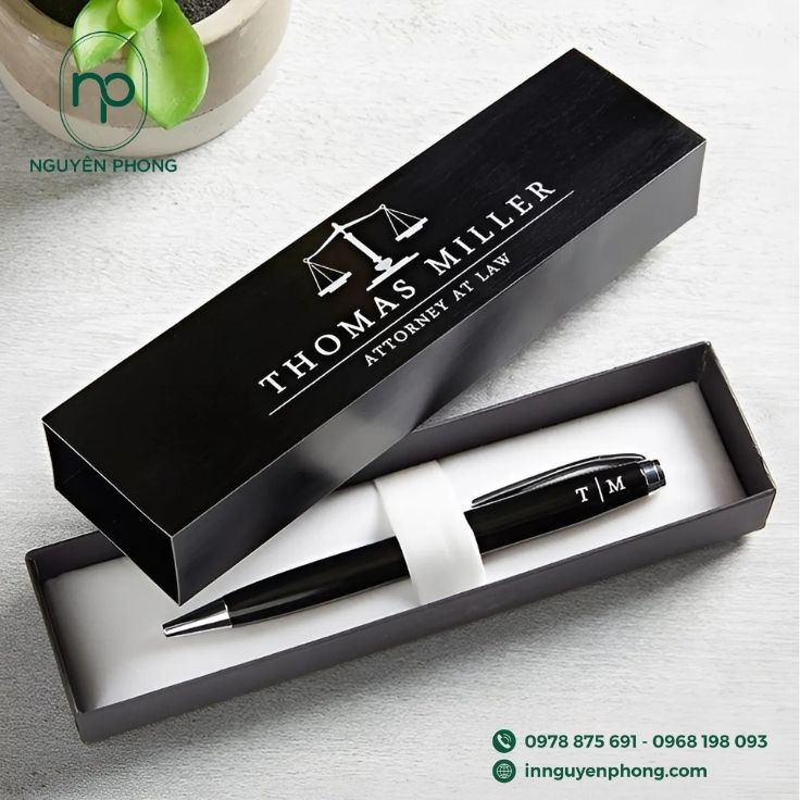Mẫu hộp carton đựng 1 bút có khay xốp định hình